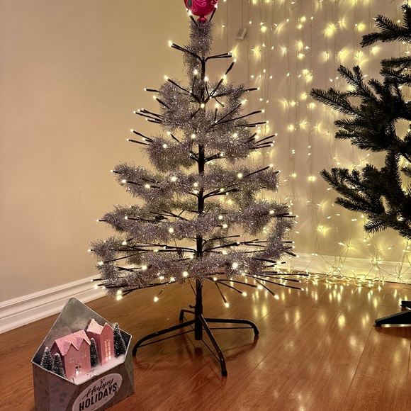 Christmas Tree Top Bright Pink Holiday Ornament with Floral Design - Picture 8 of 14